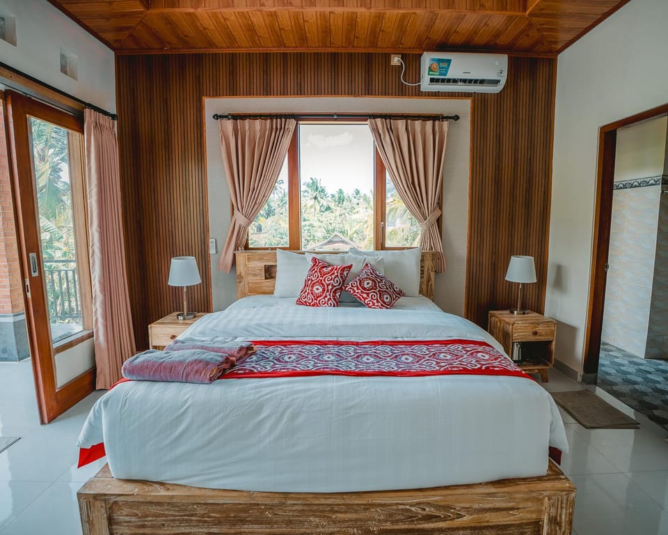 Bed, Bedroom
