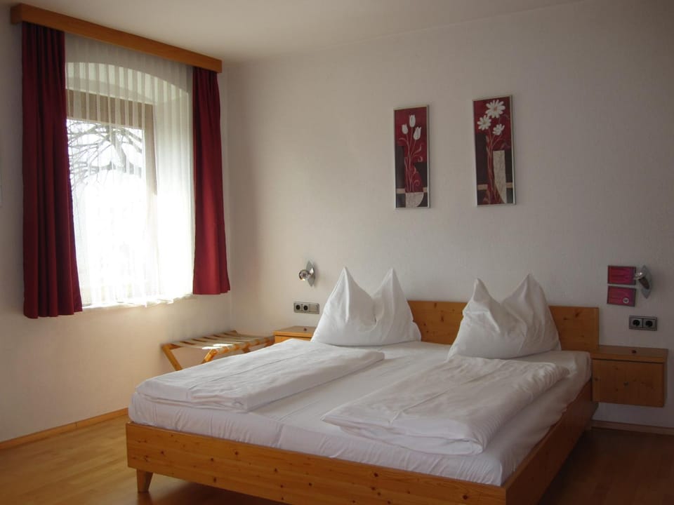 Gasthof Ebner Bed and Breakfast in Tyrol