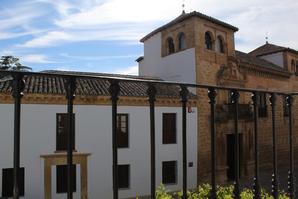 City view, Landmark view, Street view