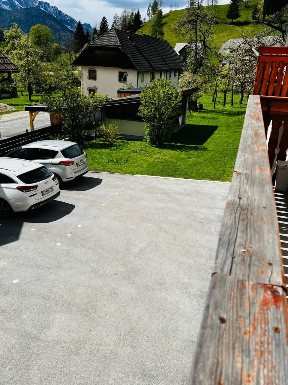 Garden, Parking