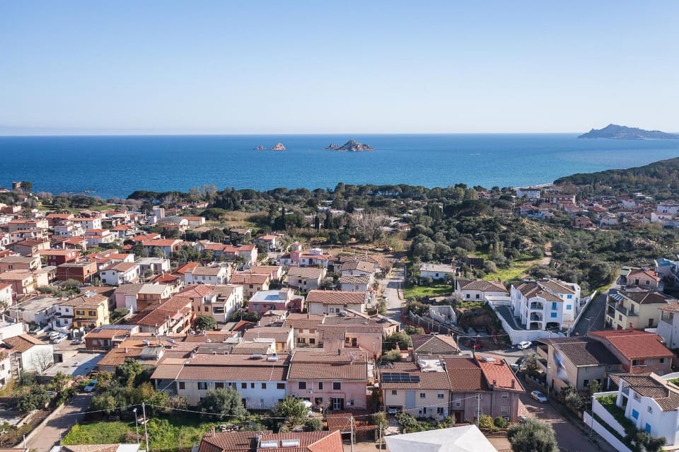 SANTA MARIA NAVARRESE CON GIARDINO E VISTA MARE Apartment in Santa Maria Navarrese