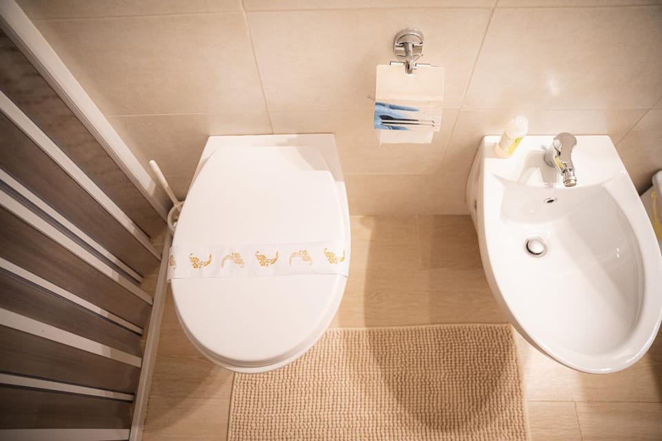 Toilet