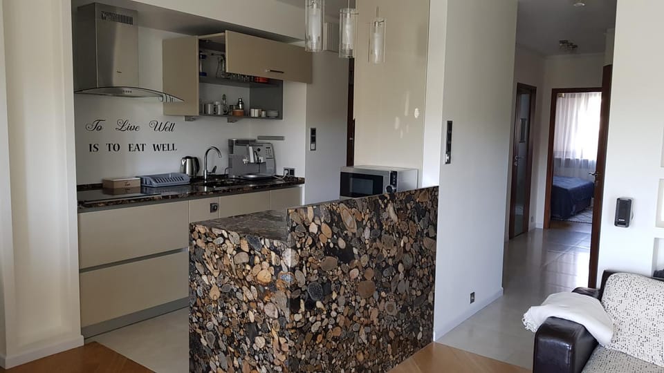 Coffee/tea facilities, Kitchen or kitchenette, Food and drinks