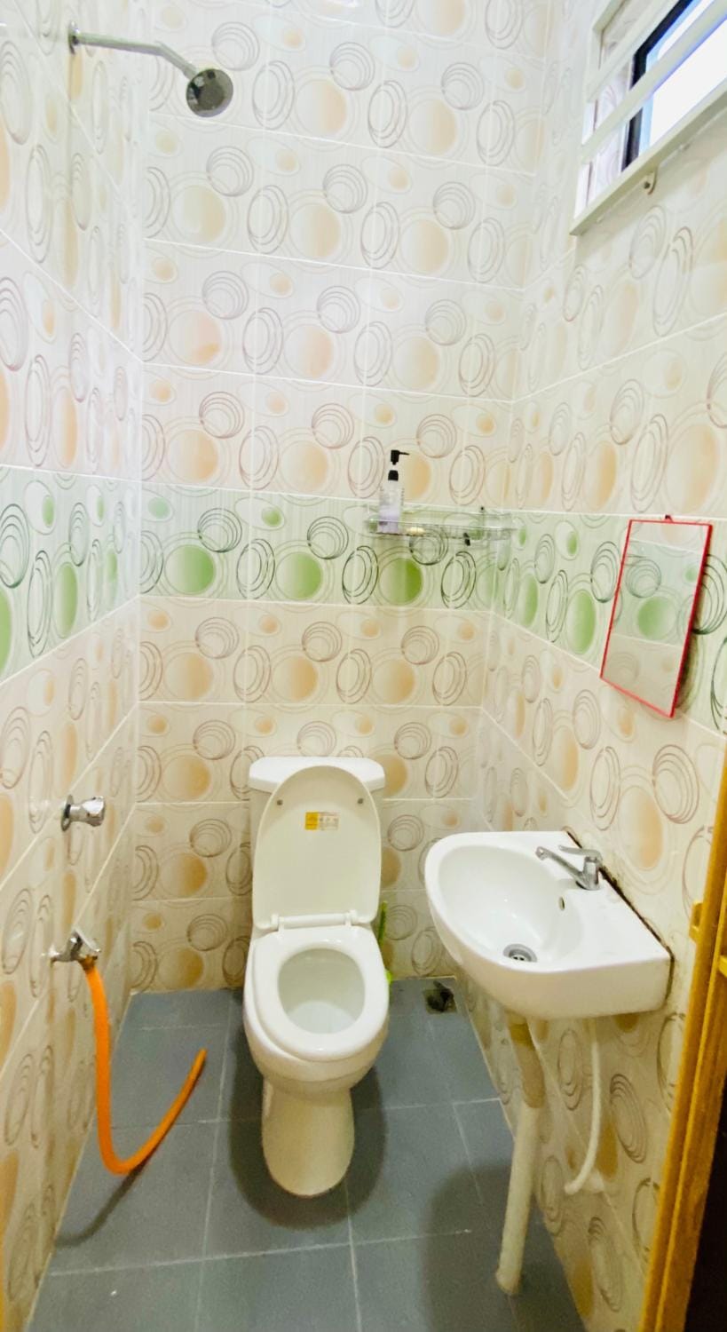 Toilet