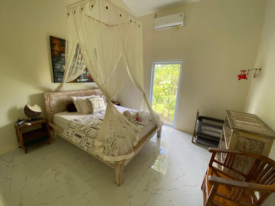 Bed, Bedroom, air conditioner
