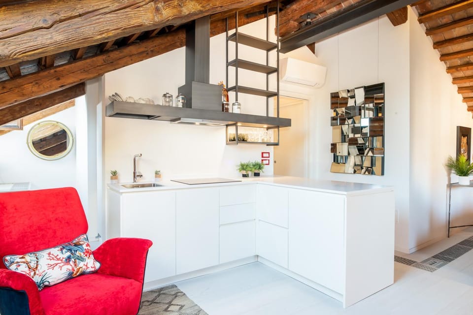 Kitchen or kitchenette, Living room, stove
