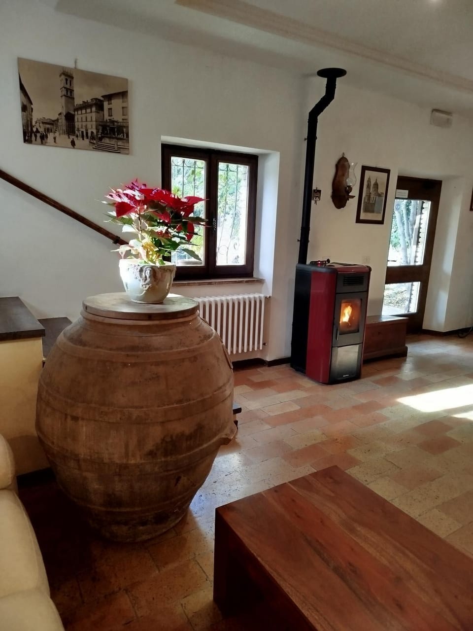 Communal lounge/ TV room