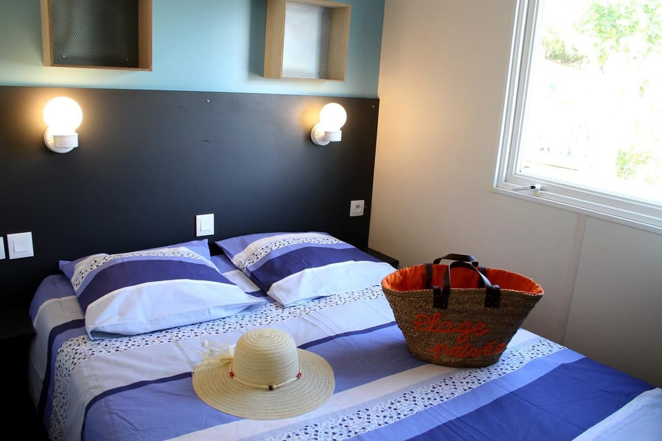 Camping Resort Les Champs Blancs Campground/ 
RV Resort in Agde