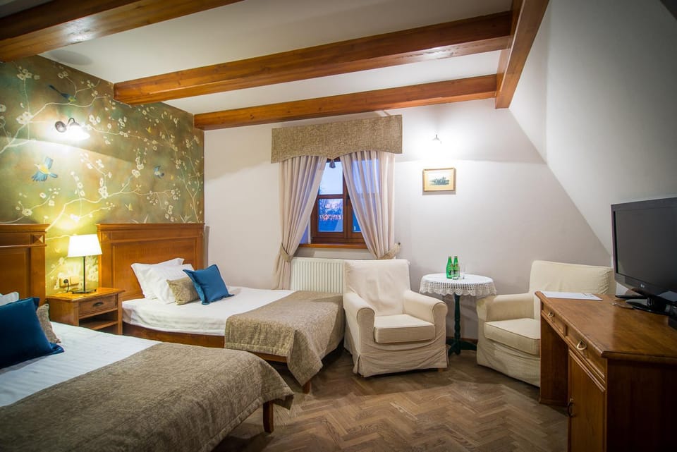Bed, Photo of the whole room