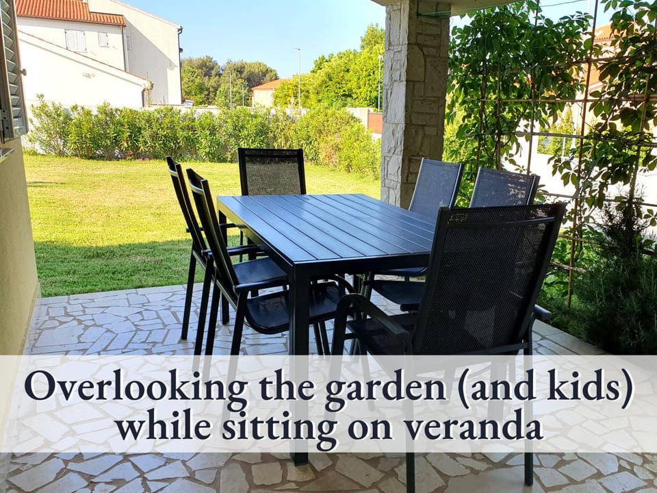 Balcony/Terrace, Dining area, Garden view