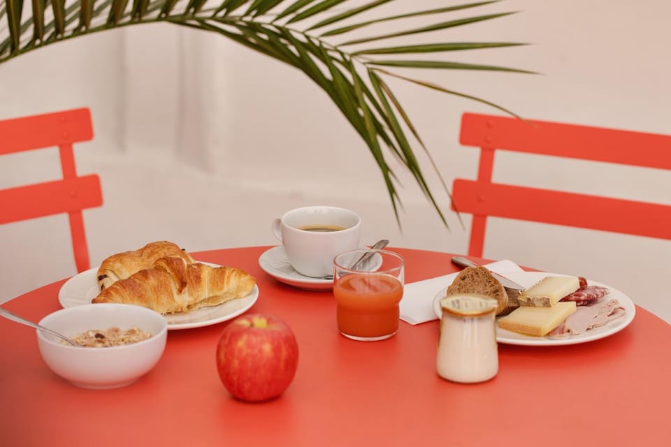 Breakfast, Breakfast