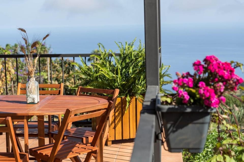 Spring, Garden, Balcony/Terrace, Garden view, Sea view