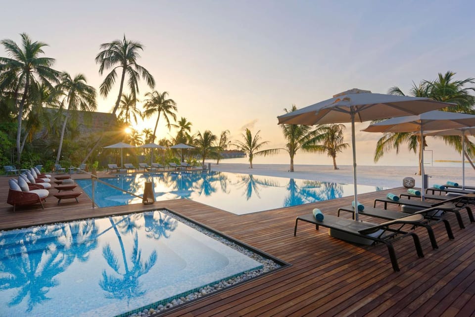 Pool view, Swimming pool