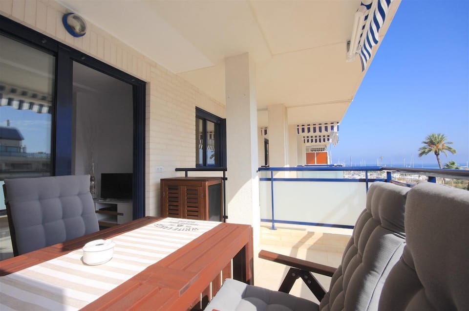 Apartamento Sueños de Mar con vistas al puerto by costablancarent Apartment in Marina Alta