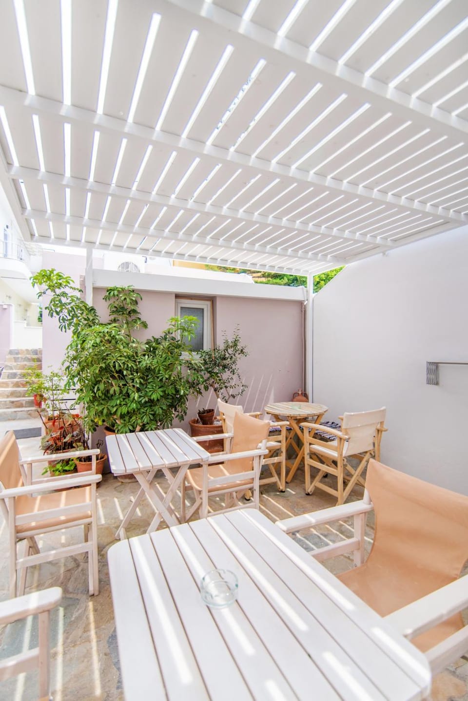 Flora Bed and Breakfast in Decentralized Administration of the Aegean