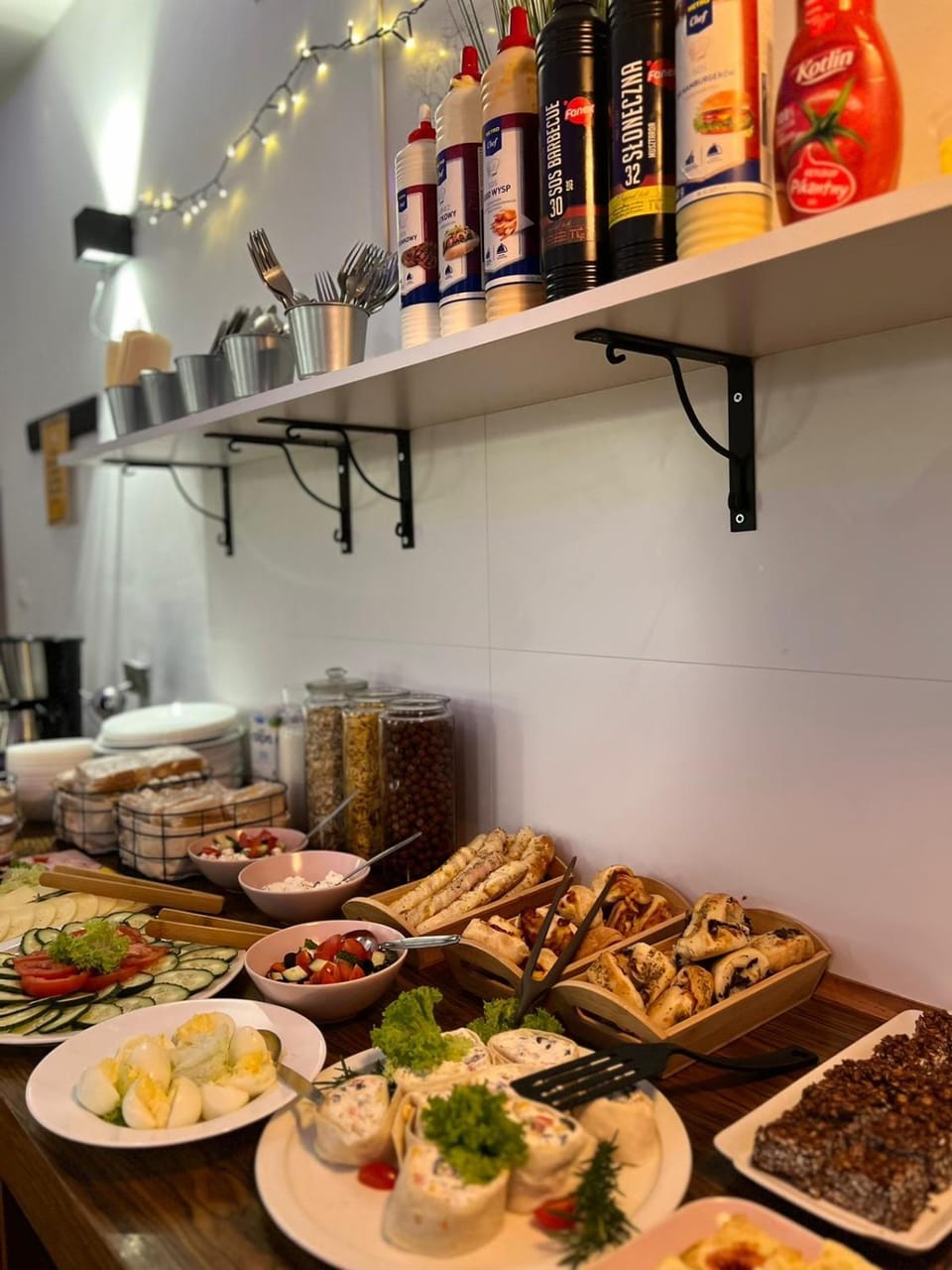 Food and drinks, Food, Breakfast, Buffet breakfast