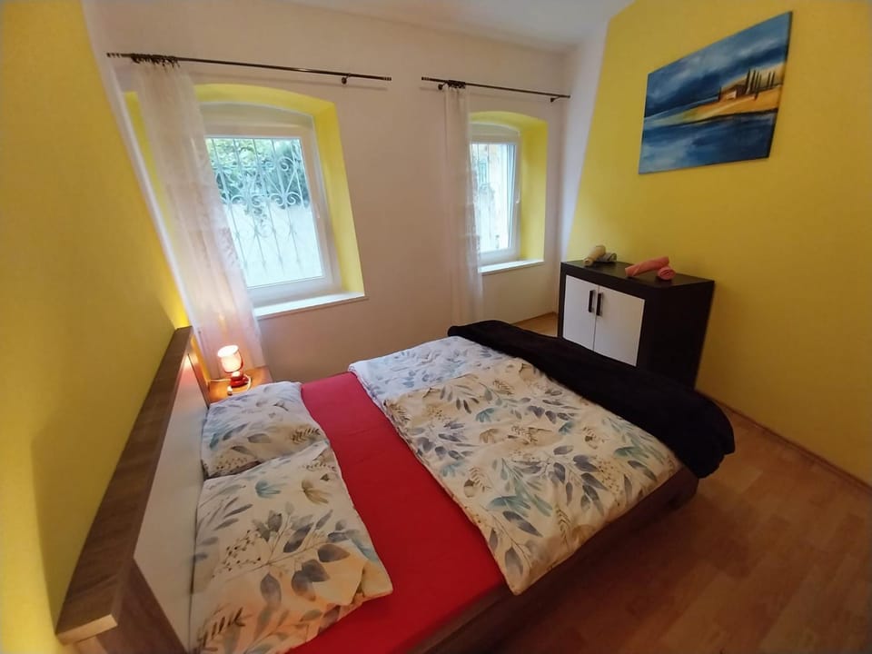 Apartmani Jadran Bed and Breakfast in Mali Losinj