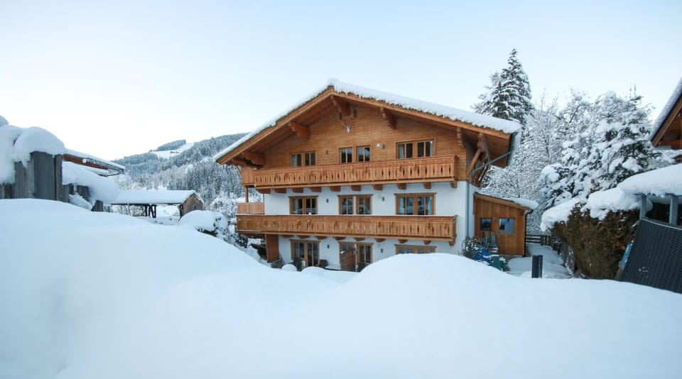 Property building, Winter