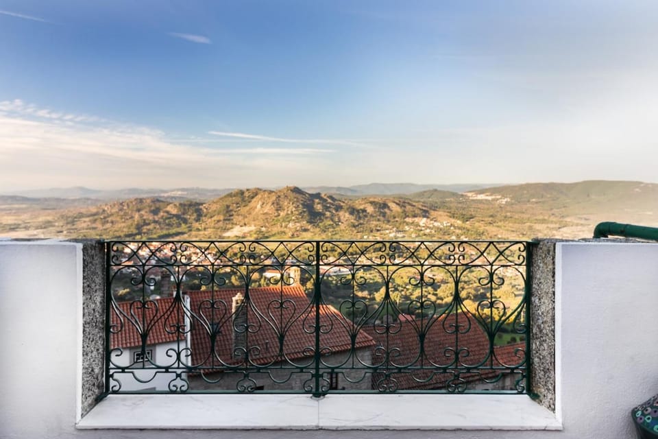 Casa Mont'Santo with Balcony & Terrace Bed and Breakfast in Extremadura, Spain