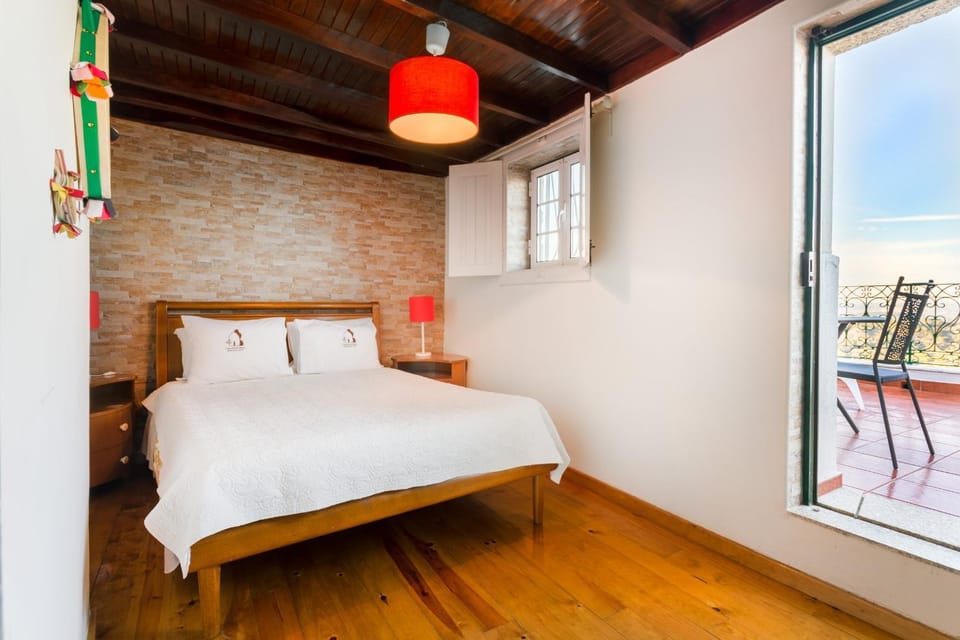 Casa Mont'Santo with Balcony & Terrace Bed and Breakfast in Extremadura, Spain