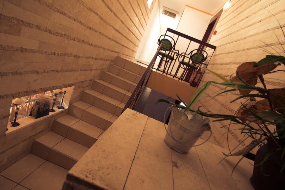 Lobby or reception, Other, Decorative detail, On site