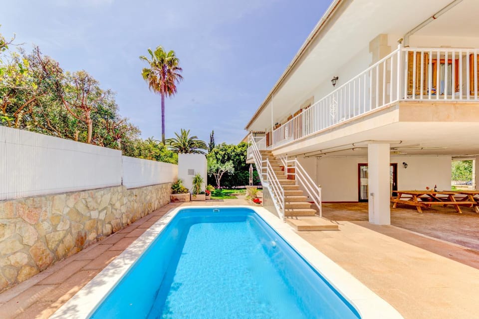 Property building, Balcony/Terrace, Other, Swimming pool