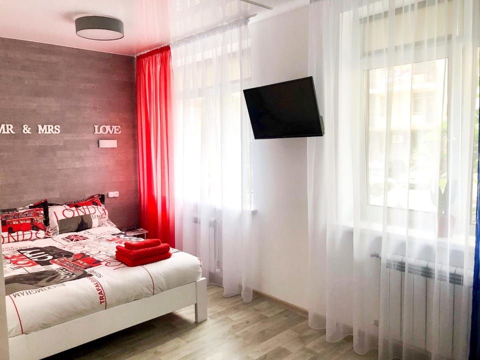 Bed, TV and multimedia