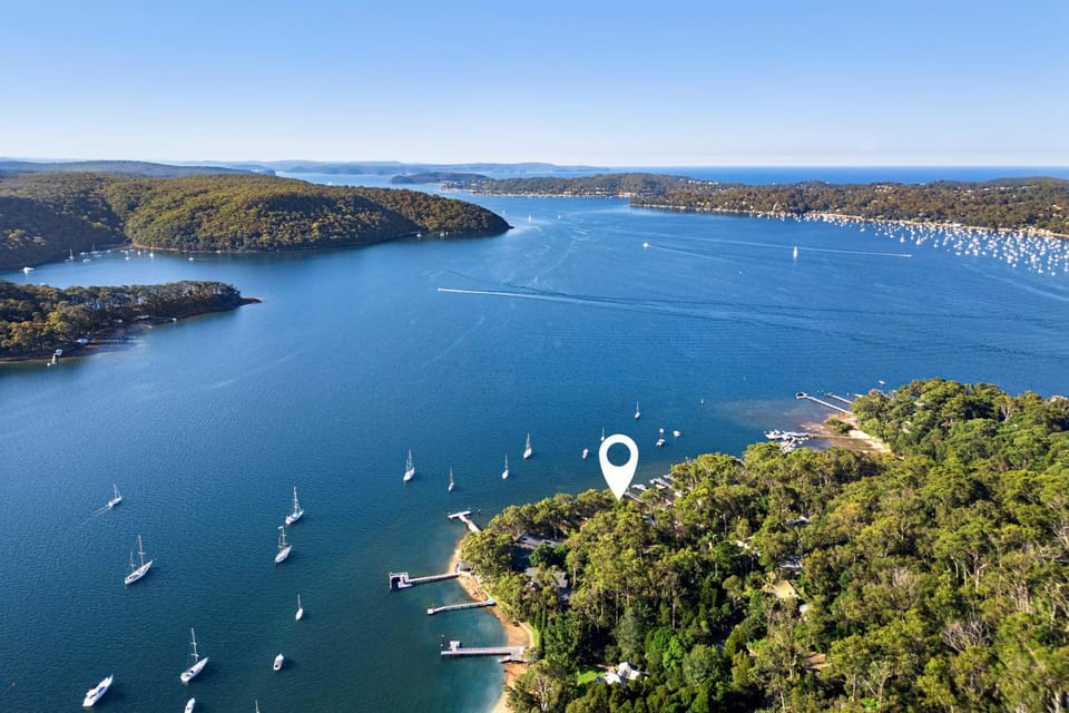 Nearby landmark, Day, Natural landscape, Bird's eye view, Lake view, River view, Sea view