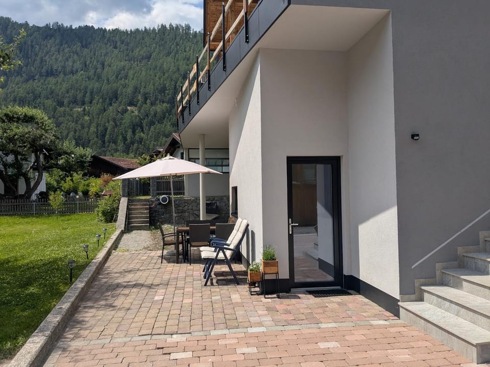 Garden, View (from property/room), Balcony/Terrace, Balcony/Terrace, Garden view, Mountain view