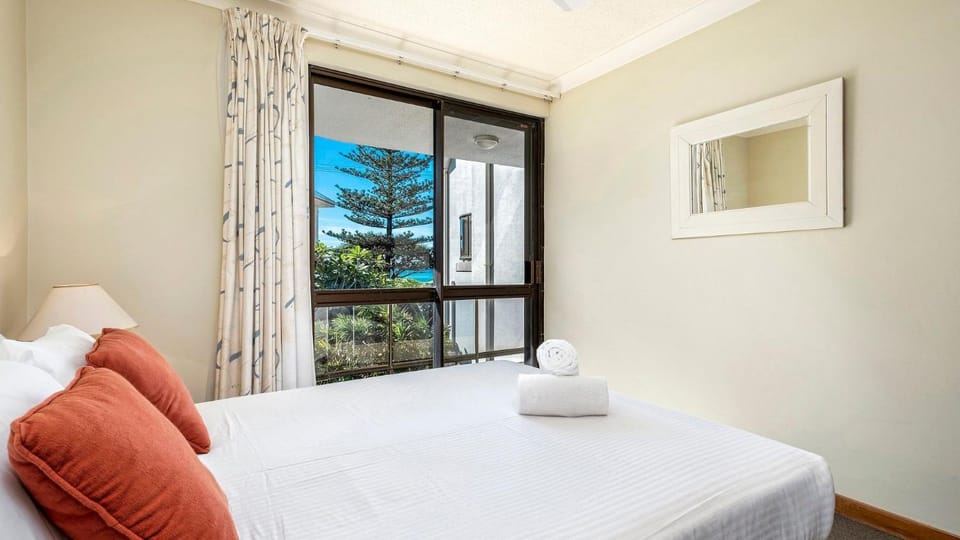 Ocean Waves House in Lennox Head