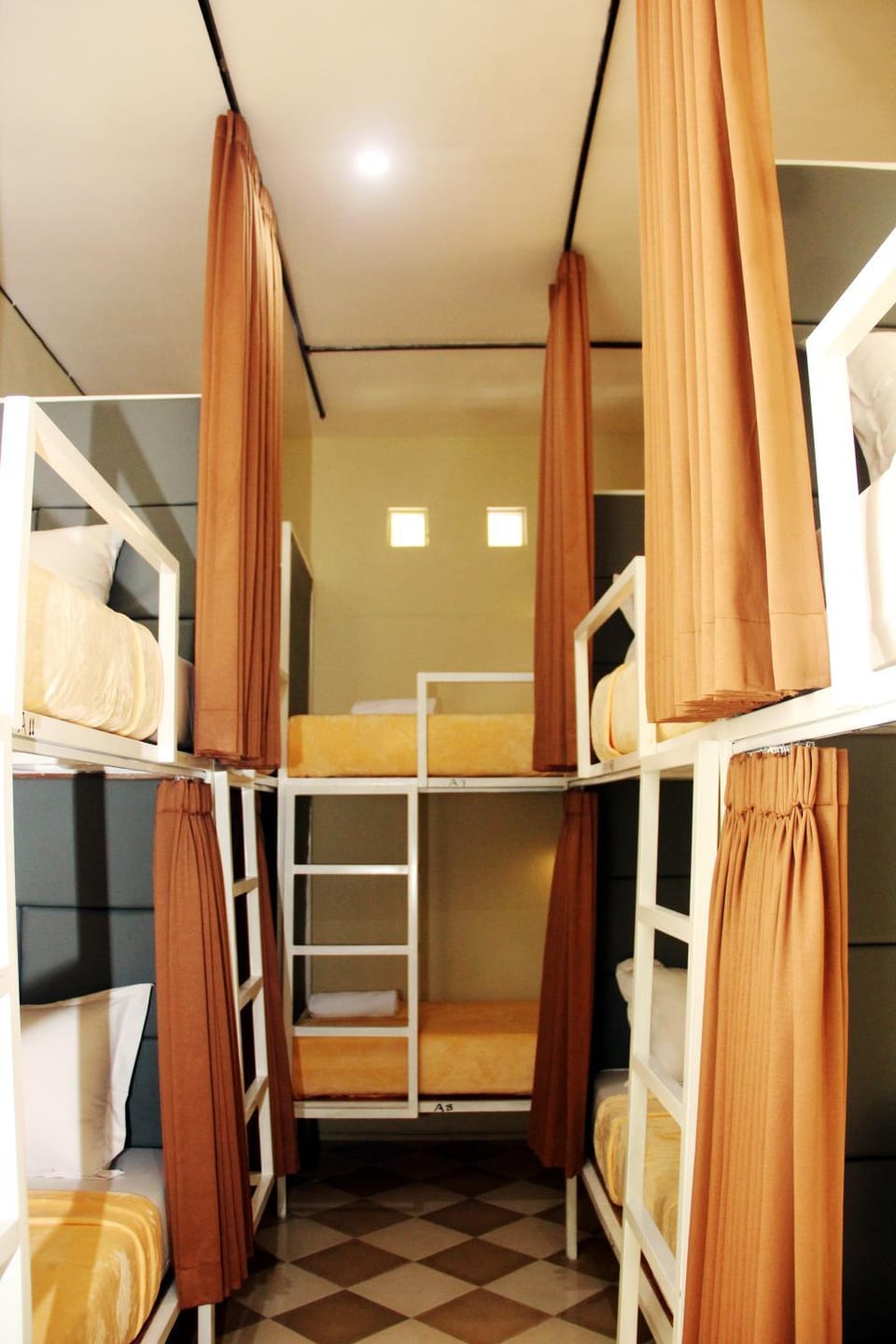 Bed, bunk bed