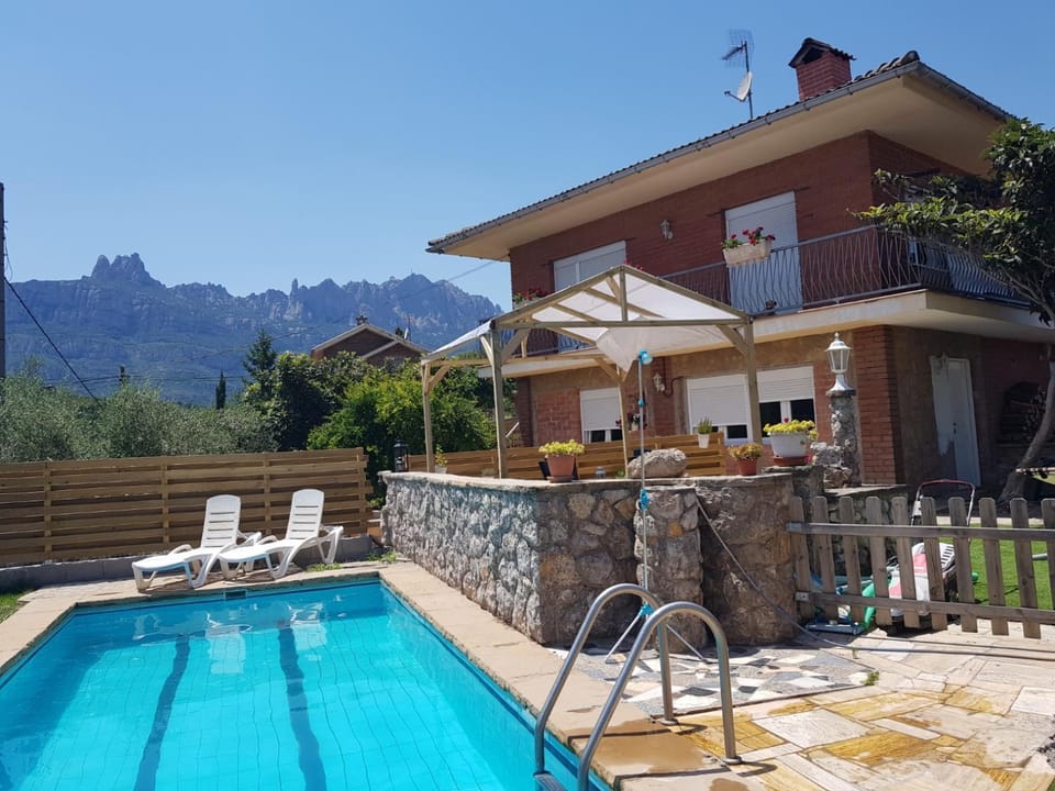 Garden, Mountain view, Swimming pool, Swimming pool