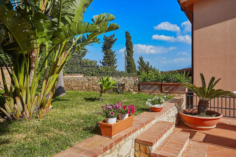 Garden, Pool view