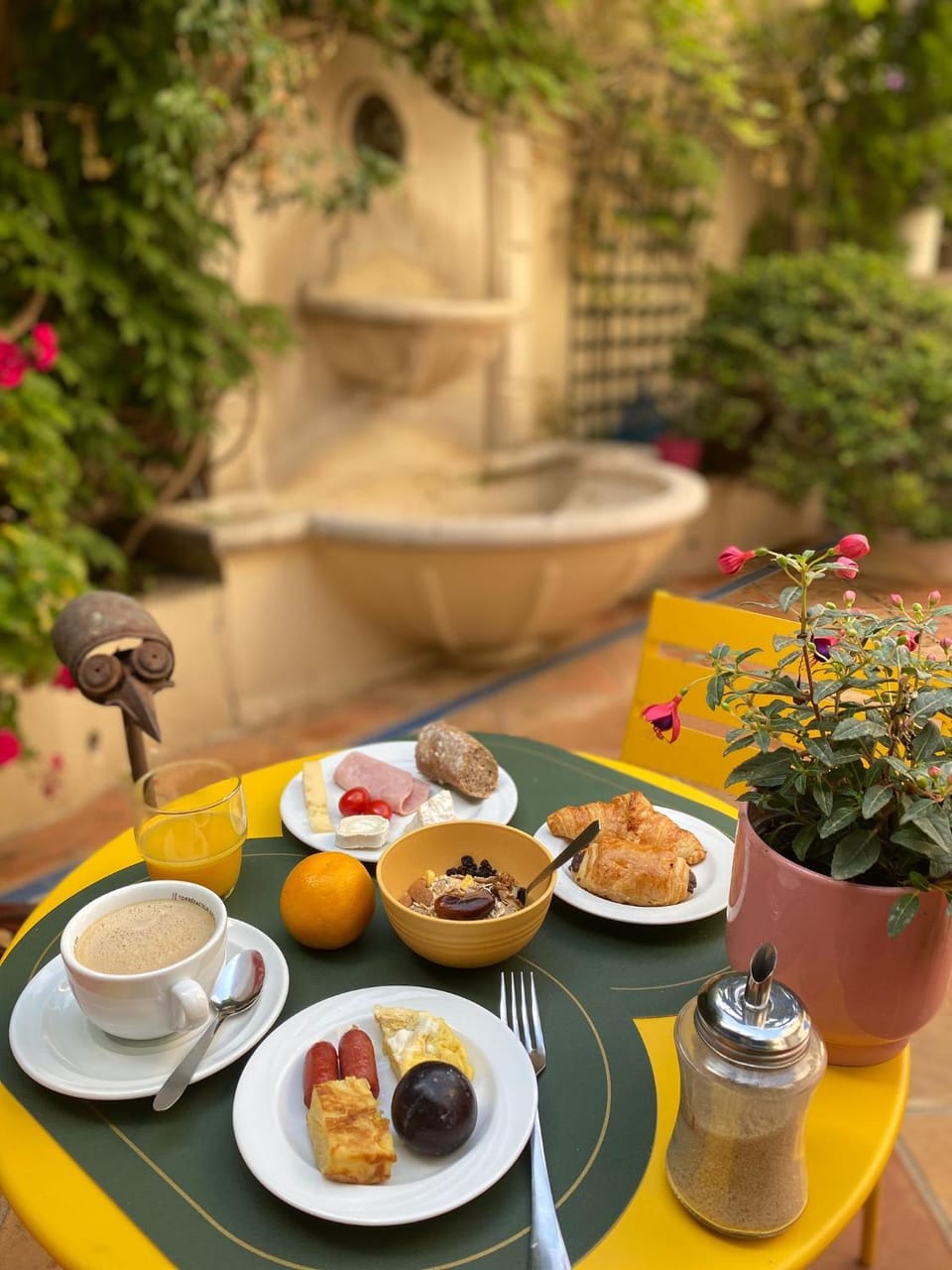 Food and drinks, Food, Garden view, Breakfast, Drinks, Inner courtyard view