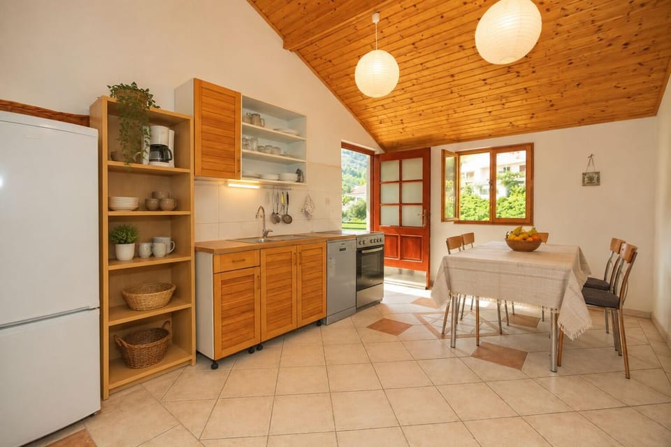 Other, Dining area