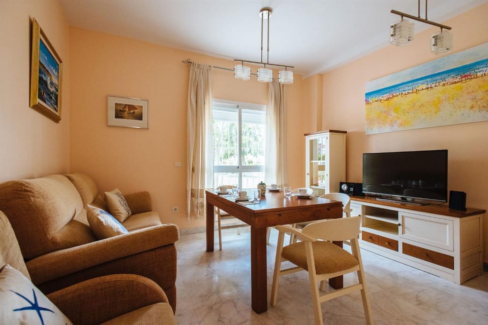 TV and multimedia, Living room, Dining area