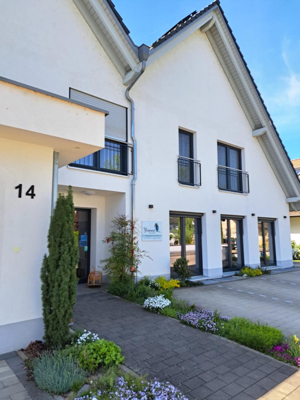 Property building, Day