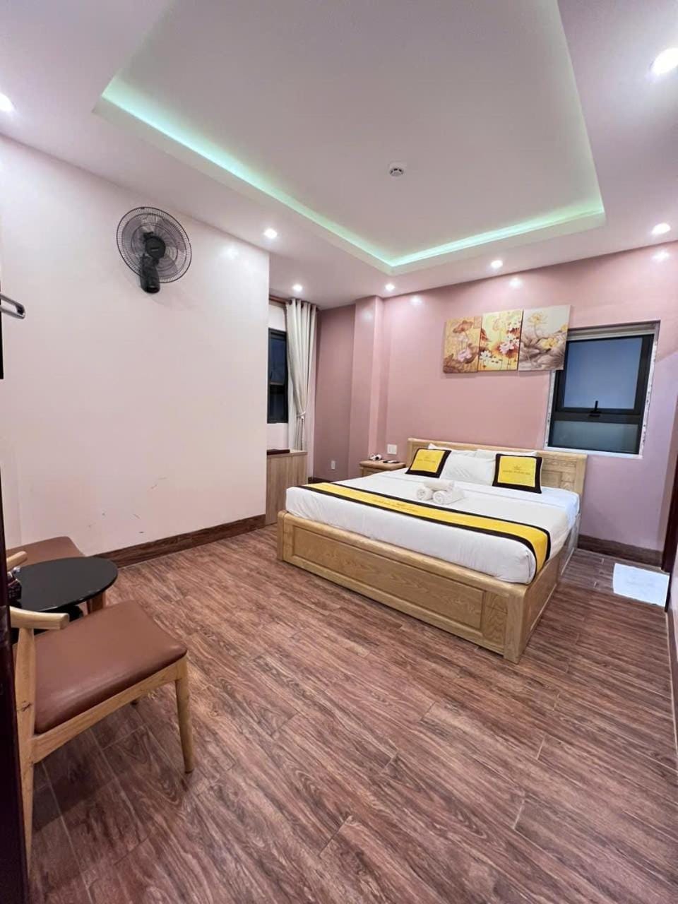 Hoàng Gia Hotel Côn Đảo Hotel in Ba Ria - Vung Tau