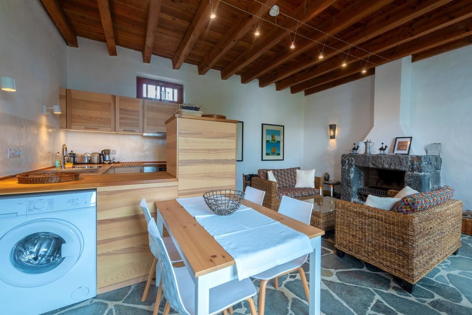 Kitchen or kitchenette, Living room, Dining area