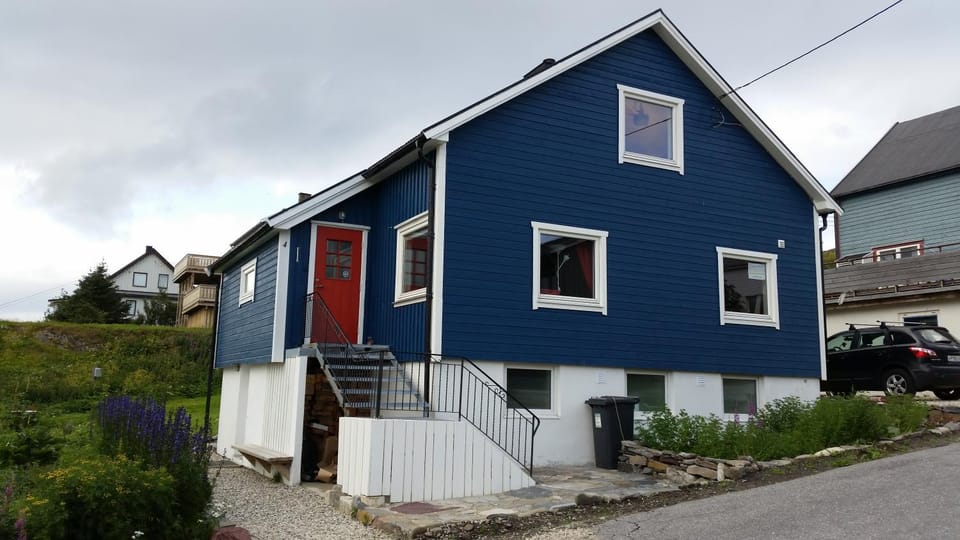 Property building, Facade/entrance