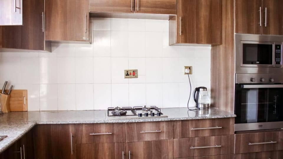 Sofitel 3 bedrooms own compound Mamboleo Apartment in Uganda