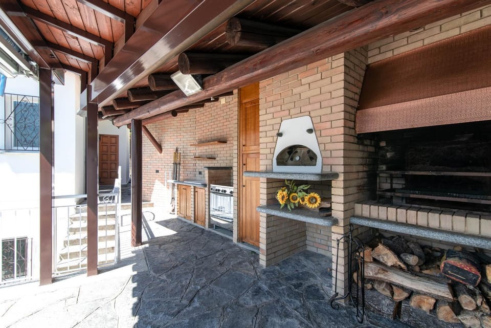 Villa Fantastica Villa in Canton of Ticino