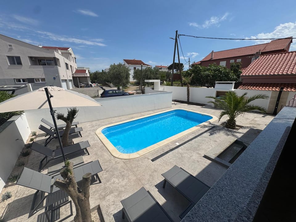 Patio, Pool view, Swimming pool