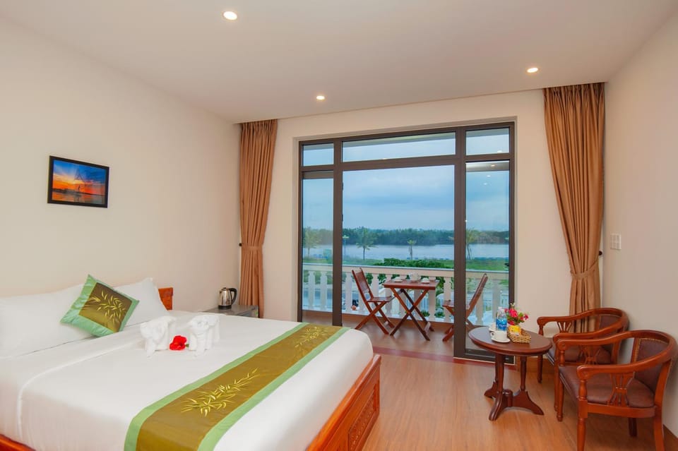 Bed, Balcony/Terrace, Photo of the whole room