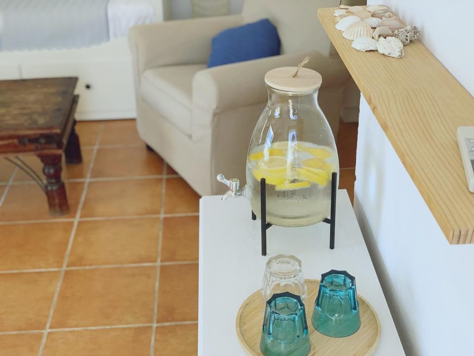 Seating area, Drinks