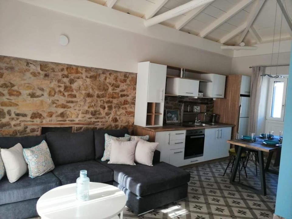 1920 House in Messenia