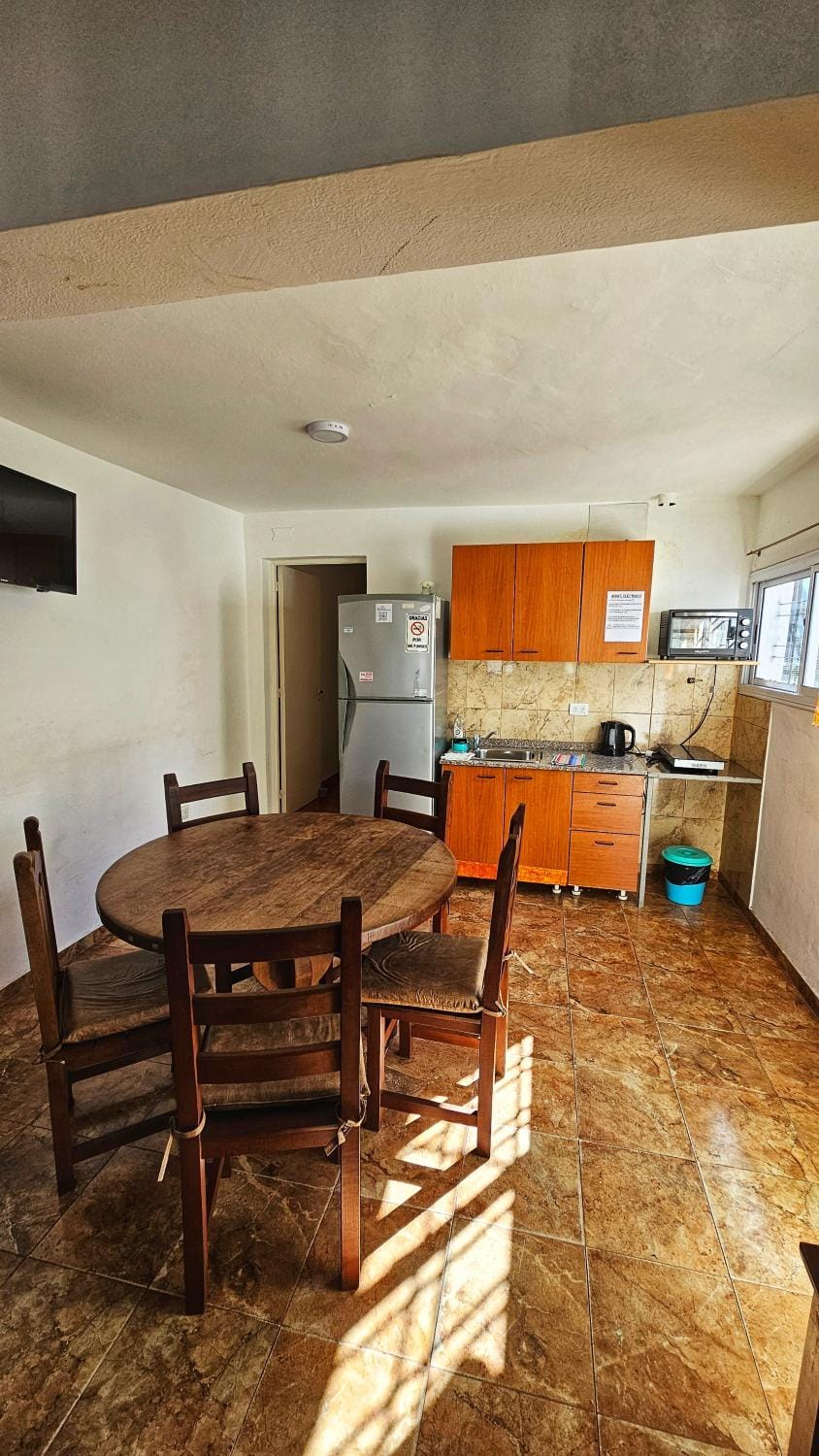 TV and multimedia, Kitchen or kitchenette, Dining area, oven