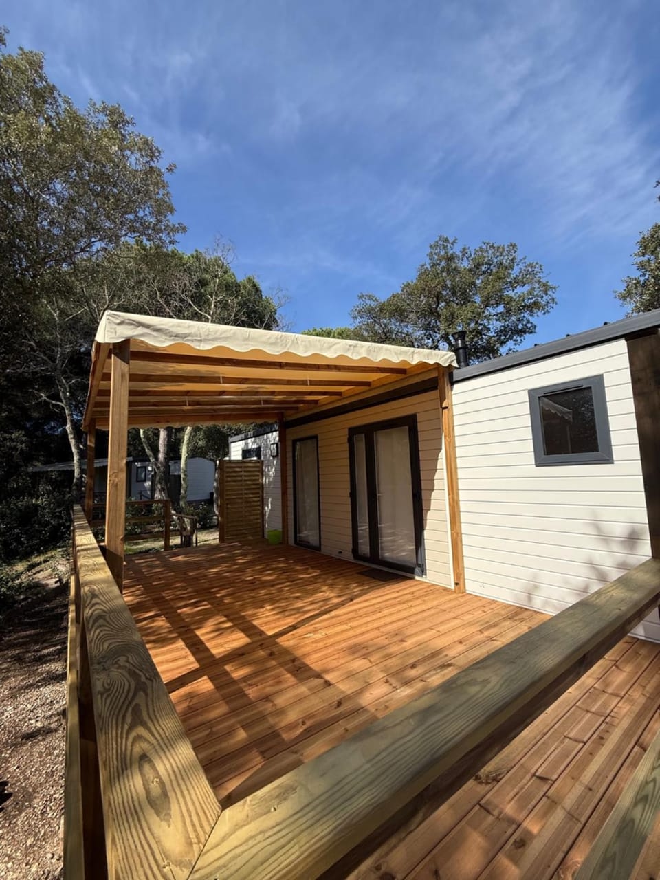 Camping de Parpaillon Campground/ 
RV Resort in Roquebrune-sur-Argens