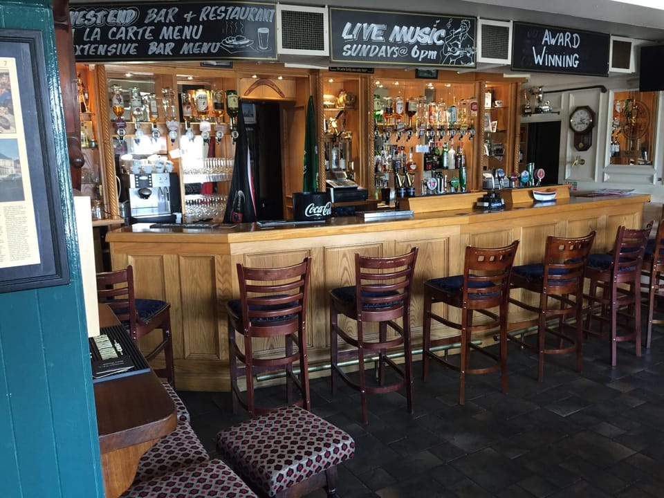 Lounge or bar
