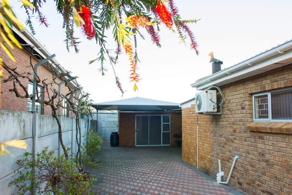 Helderzicht Self-Catering Bed and Breakfast in Cape Town